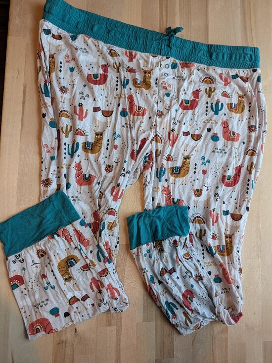 Little Sleepies Other - Little Sleepies Pajamas Womens XX-Large Llama Love Pants